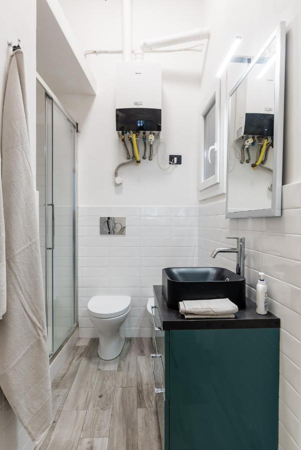 Acquario 5' Free Wifi & Netflix "Prione" By Tilo Apartment'S Genoa Luaran gambar
